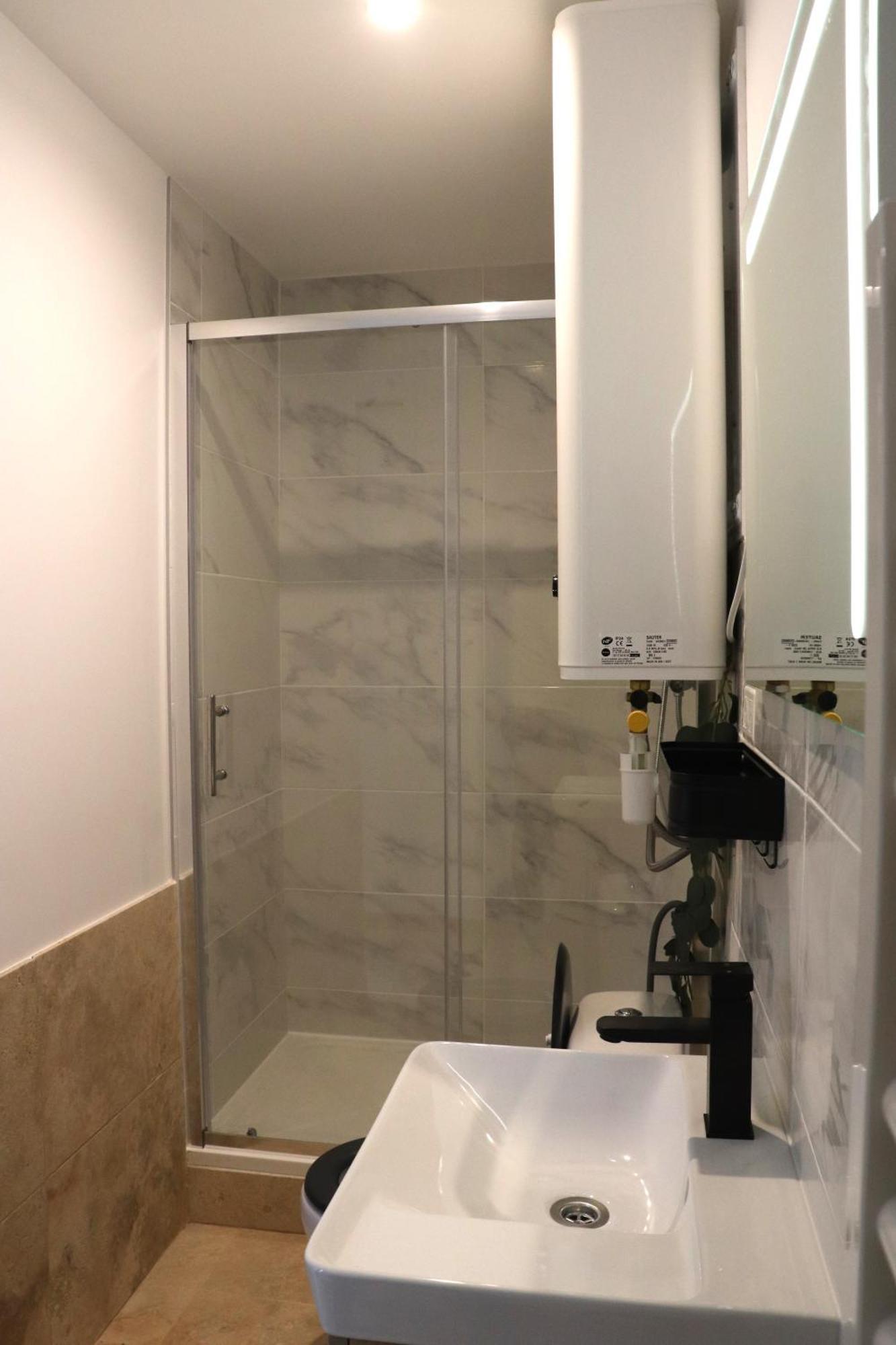 Superbes Modernes Et Neufs Apartment *